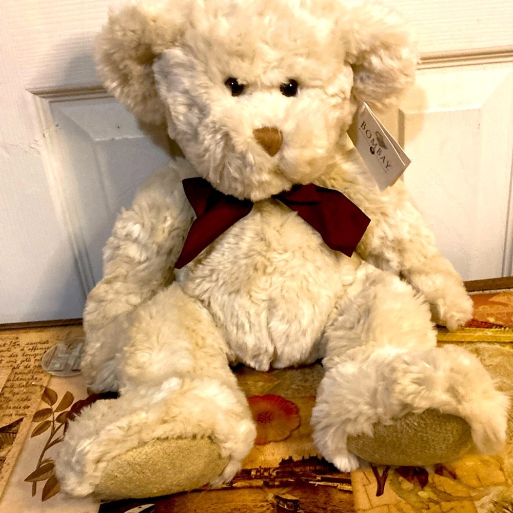 BOMBAY Teddy 17 in stuffed bear NWT